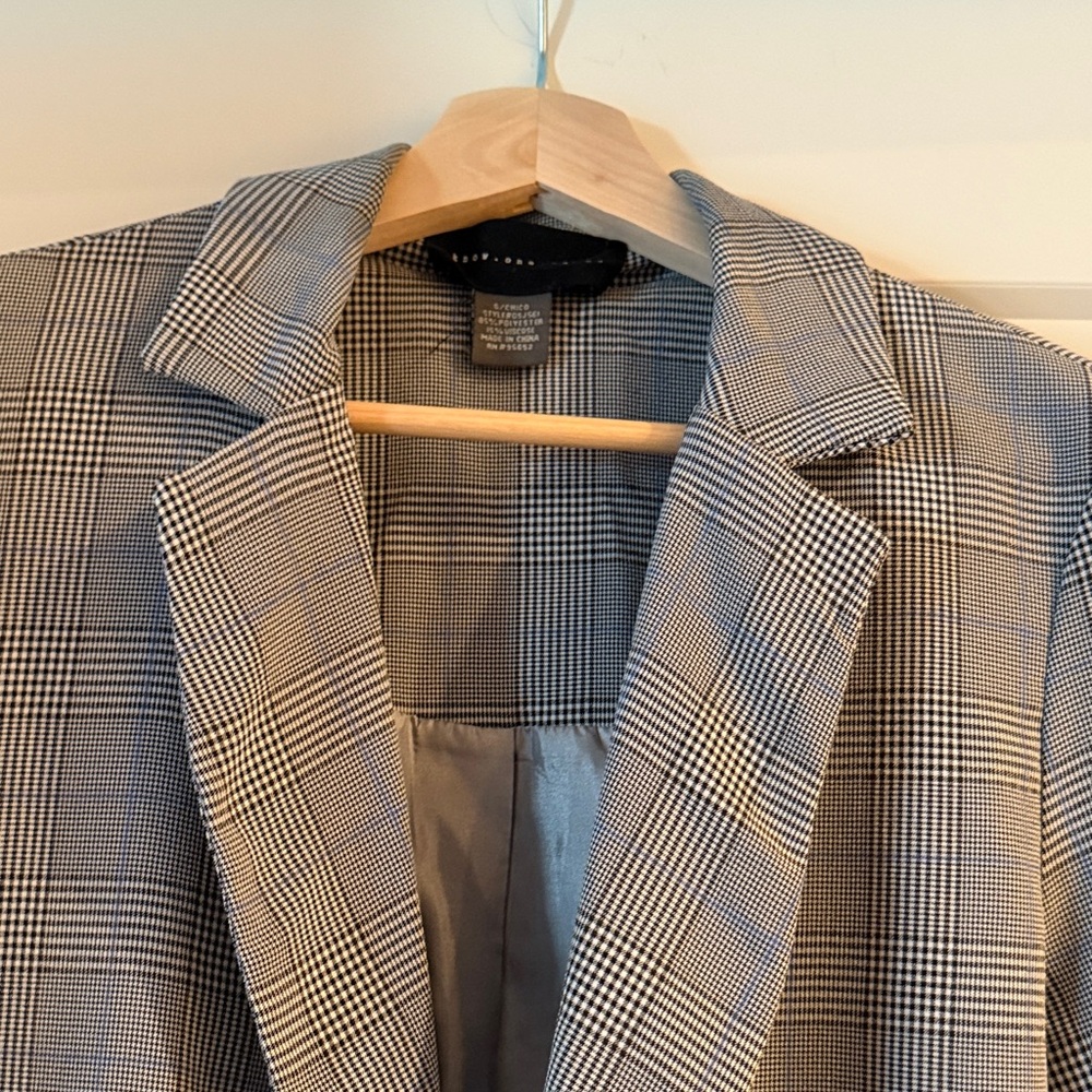 Know One Cares Grey Plaid Oversized Blazer Double Breasted - Size Small - Picture 5 of 7